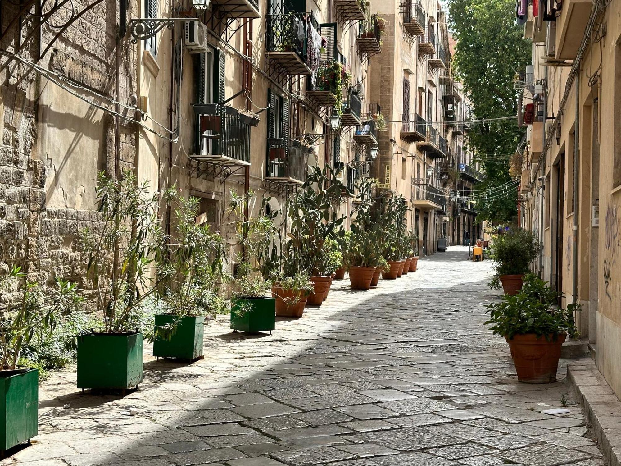 Merlo5 Palermo Buitenkant foto